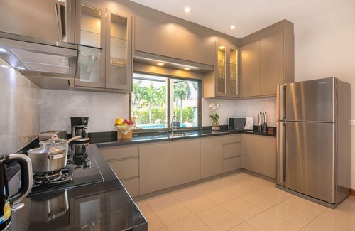 Nong Prue House | Holiday house Pattaya for 1 - 12 persons with 6 bedrooms - Holiday house