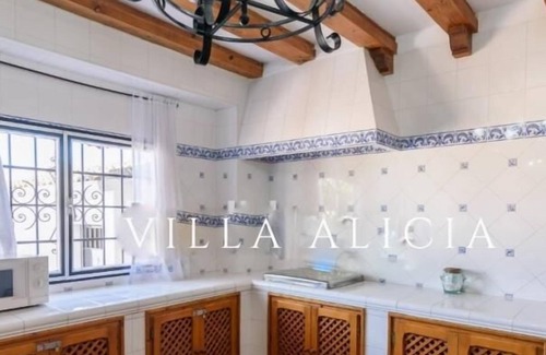 Porcuna House | Holiday house Porcuna for 1 - 8 persons with 3 bedrooms - Holiday home