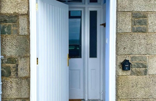 Port William House | Holiday house Port William for 1 - 4 persons with 2 bedrooms - Twin house