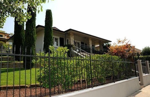 Pozzolengo House | Holiday house Pozzolengo for 1 - 6 persons with 3 bedrooms - Holiday house