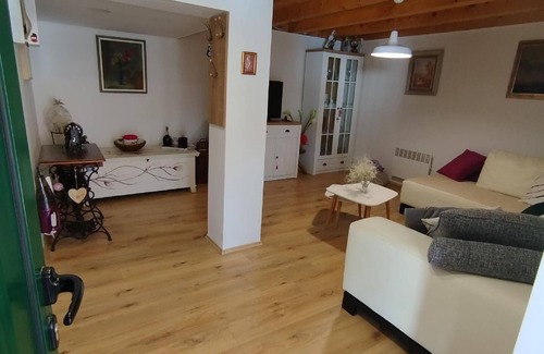 Ljubitovica House | Holiday house Prgomet for 1 - 6 persons with 2 bedrooms - Holiday home