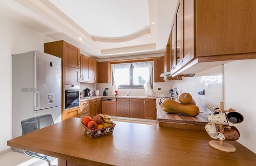 Asgourou House | Holiday house Rodos for 2 - 7 persons with 3 bedrooms - Twin house