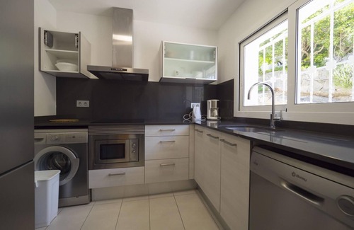 Roses Town Center House | Holiday house Roses for 1 - 11 persons with 4 bedrooms - Holiday home