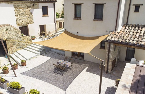 Saludecio House | Holiday house Saludecio for 1 - 14 persons with 6 bedrooms - Holiday home