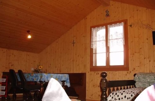 Schwyz Ski Chalet | Holiday house Seewen SZ for 1 - 4 persons with 1 bedroom - Hut
