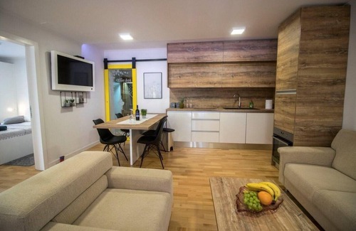 Smrdelje House | Holiday house Smrdelje for 1 - 11 persons with 4 bedrooms - Holiday house