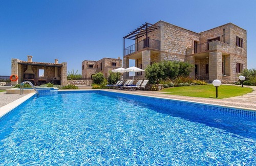 Rapaniana House | Holiday house Spilia for 1 - 8 persons with 4 bedrooms - Holiday house