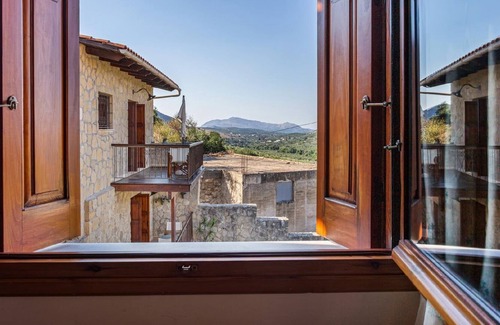 Platanias House | Holiday house Spilia for 1 - 3 persons with 2 bedrooms - Holiday home