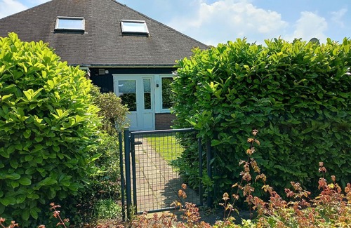 Stavenisse House | Holiday house Stavenisse for 1 - 4 persons with 2 bedrooms - Holiday house