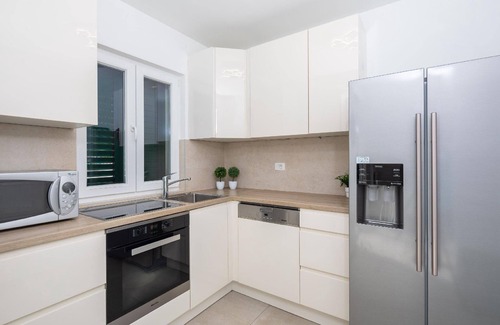 Stobrec House | Holiday house Stobrec for 1 - 10 persons with 5 bedrooms - Holiday home