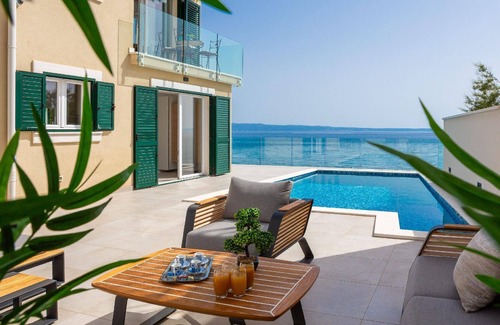 Stobrec House | Holiday house Stobrec for 1 - 10 persons with 5 bedrooms - Holiday home