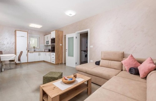 Bibici House | Holiday house Svetvinčenat for 1 - 8 persons with 3 bedrooms - Holiday home