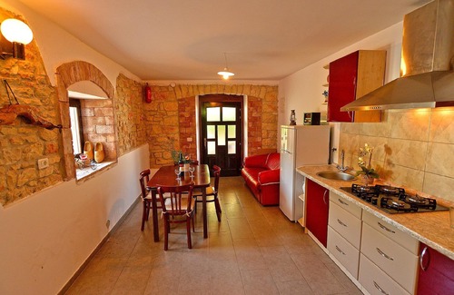 Peresiji House | Holiday house Svetvinčenat for 1 - 5 persons with 2 bedrooms - Holiday home