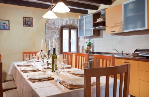 Peresiji House | Holiday house Svetvinčenat for 2 - 10 persons with 5 bedrooms - Twin house