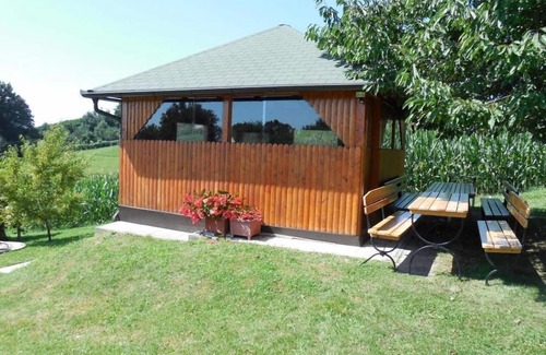 Sveti Tomaz House | Holiday house Sveti Kriz for 1 - 5 persons with 2 bedrooms - Detached holiday house
