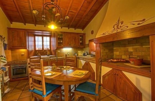 Tacoronte House | Holiday house Tacoronte for 1 - 10 persons with 5 bedrooms - Casa Rural