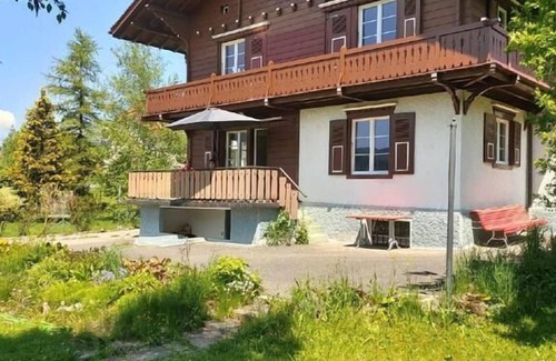 Tavannes Ski Chalet | Holiday house Tavannes for 2 - 8 persons with 4 bedrooms - Holiday house
