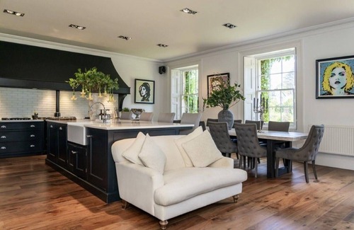 Torquay House | Holiday house Torquay for 1 - 10 persons with 5 bedrooms - Holiday house