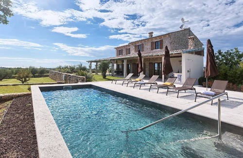 Finida House | Holiday house Umag for 1 - 10 persons with 4 bedrooms - Holiday home
