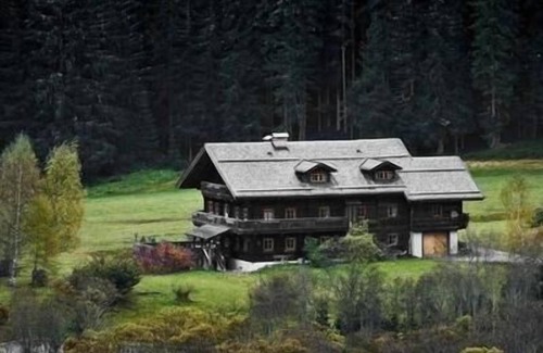 Untertilliach House | Holiday house Untertilliach for 1 - 23 persons with 10 bedrooms - Holiday home