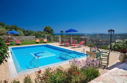 Polemarchi House | Holiday house Vlacheronitissa for 1 - 8 persons with 4 bedrooms - Holiday house
