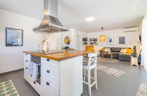 Kras Villa | Holiday house VILLA ANTON with private pool