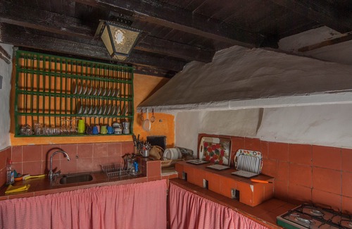 La Calera Cottage | Holiday house with terrace, solarium and sea views