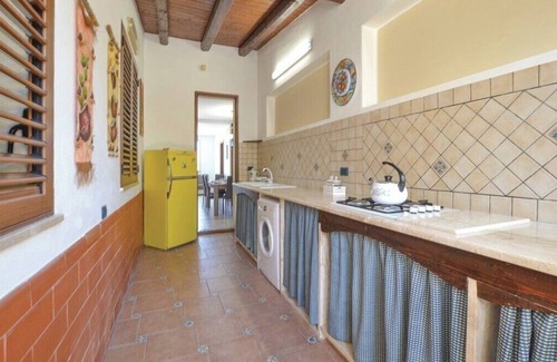 Ficarazzi Villa | HOLIDAY HOUSE WILL WEDGE DIRECTLY ON THE SEA