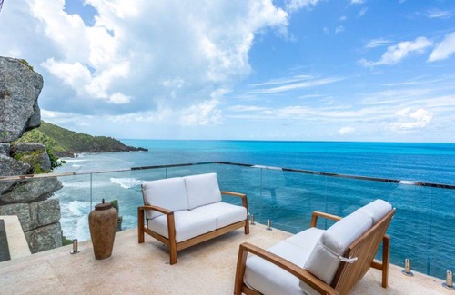 Tortola House | Holiday house with private pool for 8 persons 2 children approx. 500 m² in Trunk Bay, Tortola