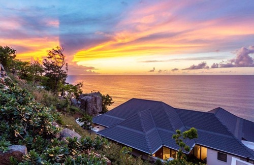Tortola House | Holiday house with private pool for 8 persons 2 children approx. 500 m² in Trunk Bay, Tortola