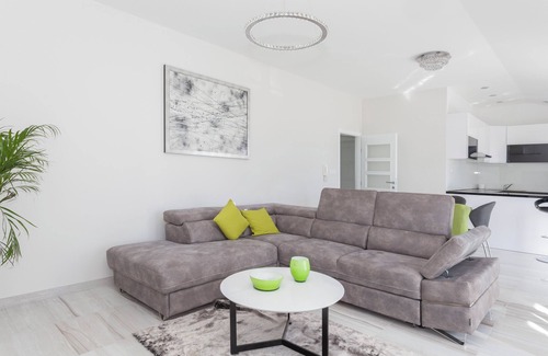 Stobrec House | Holiday house with 3 apartments,heated swimming pool,jacuzzi 100m from the beach