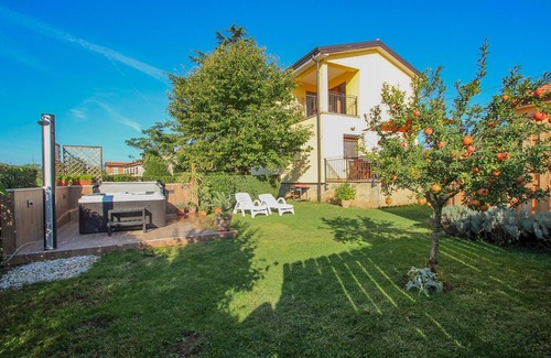 Dajla House | Holiday house with a parking space Dajla, Novigrad (K-11612)