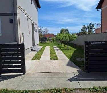 Borovo House | Holiday house with a parking space Vukovar, Slavonija - 22809
