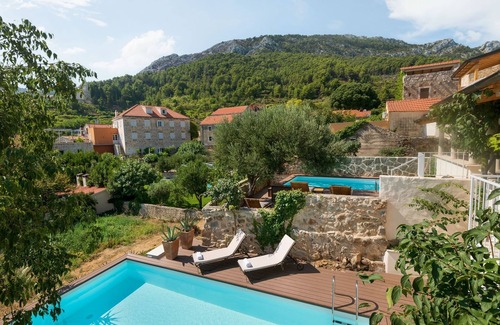 Pitve House | Holiday house with a swimming pool Pitve, Hvar (K-22127)