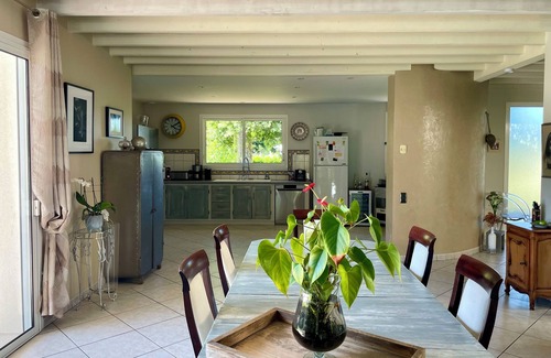 La Reunion House | Holiday house with swimming pool in Casteljaloux
