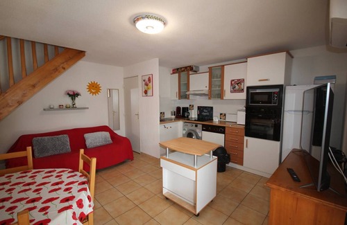 Portiragnes-Plage House | Holiday house with 2 bedrooms, Airco, WIFI, conservatory, residence CLOS DE SOCORRO only 800m.