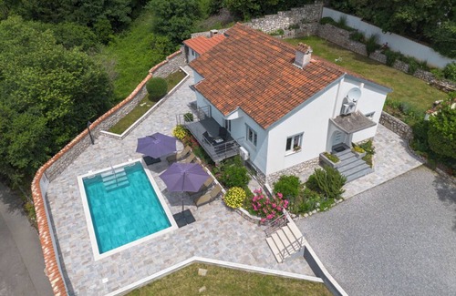 Vinodolska opcina House | Holiday house with private pool, sun terrace and gazebo with BBQ