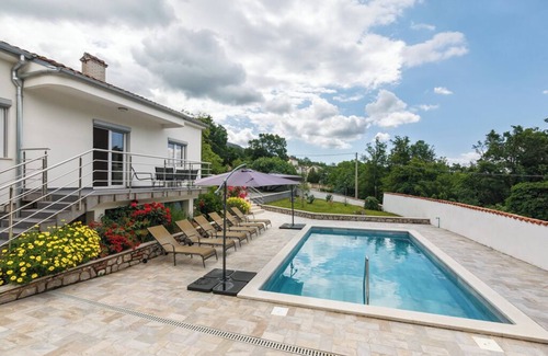 Vinodolska opcina House | Holiday house with private pool, sun terrace and gazebo with BBQ
