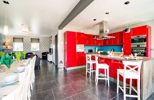Tohogne House | Holiday house with sauna and terrace