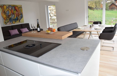 Strassen House | Holiday in the newly built holiday house Lurger with Jacuzzi - Strassen-Osttirol