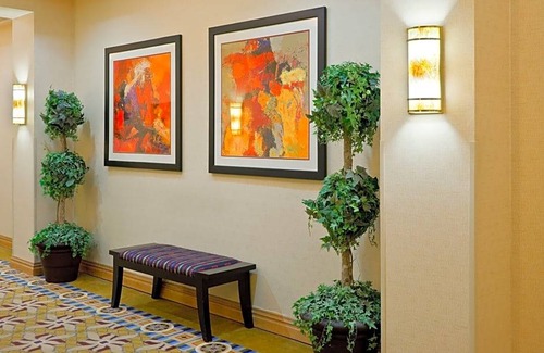 South Plainfield Hotel | Holiday Inn South Plainfield-Piscataway, an IHG Hotel