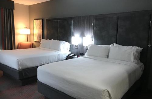 Abilene Hotel | Holiday Inn Abilene - North College Area by IHG