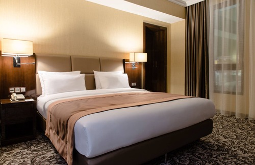 Aktau Hotel | Holiday Inn Aktau by IHG