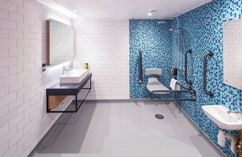 Aylesbury Hotel | Holiday Inn Aylesbury by IHG