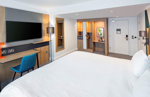 Aylesbury Hotel | Holiday Inn Aylesbury by IHG
