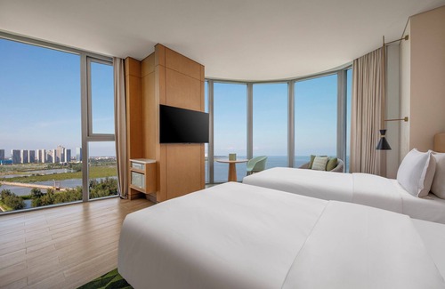 Yinhai Hotel | Holiday Inn Beihai Silver Beach By Ihg