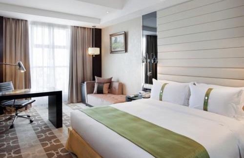 Wangjing Hotel | Holiday Inn Beijing Focus Square by IHG