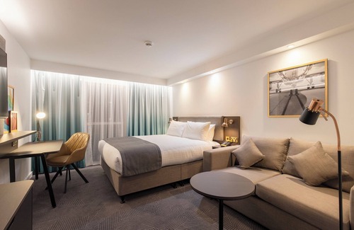 Wrington Hotel | Holiday Inn Bristol Airport by IHG