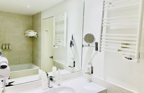 Calais Frethun Hotel | Holiday Inn Calais-Coquelles by IHG
