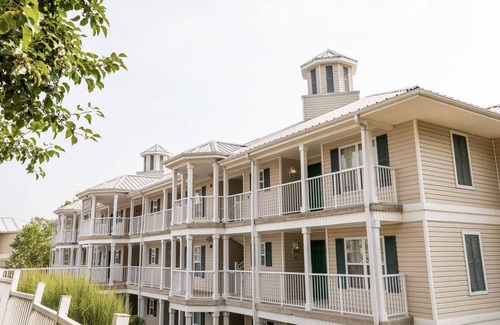 Sheridan Condo | Holiday Inn Club Fox River Resort 2br ~ Saturday check-in
